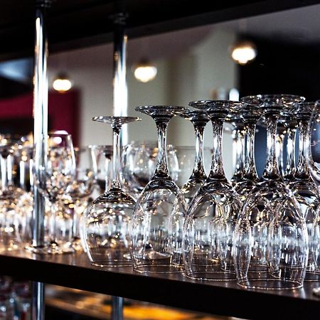 פאביאניצה Aviator Hotel Restauracja & Spa מראה חיצוני תמונה