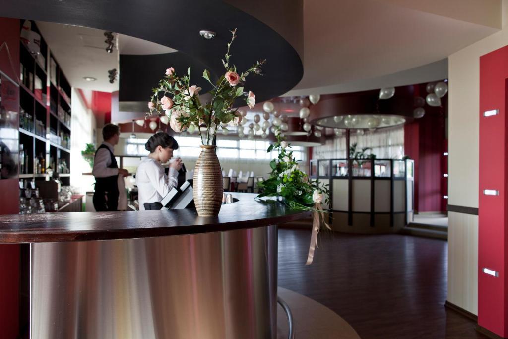 פאביאניצה Aviator Hotel Restauracja & Spa מראה חיצוני תמונה